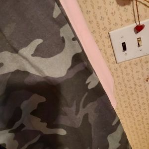 extra large camouflage jogging/ sweat pants